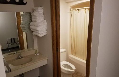 Park Falls Hotel | Northern Lights Inn