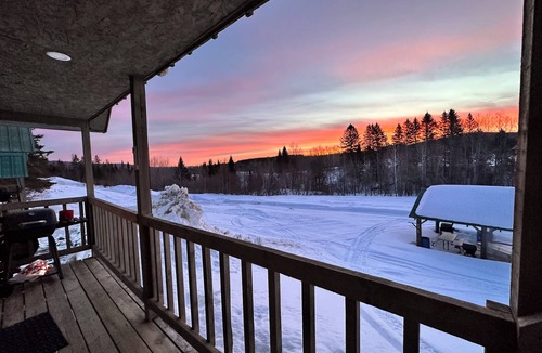 Fort Kent Cabin | Northern Maine Cabin - Trails - WiFi - AC