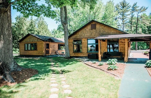 Bellaire Ski Chalet | Northern Nights Chalet by Wanderlust Abodes