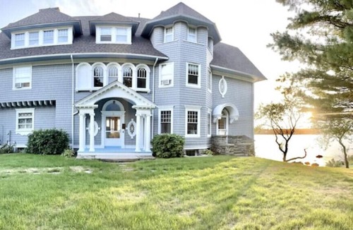 Groton House | Northern Oasisn