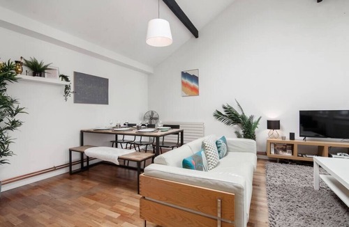 Northern Quarter Apartment | Northern Quarter Loft Conversion by City SuperHost