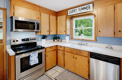 Oscoda House | Northern Sands Estate | Main House + 2 Cabins