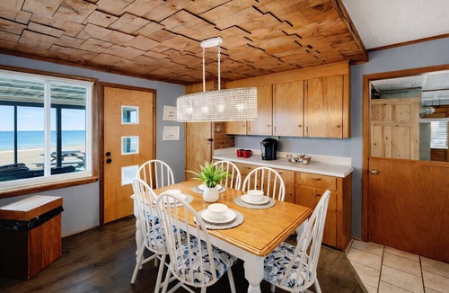 Oscoda House | Northern Sands Estate | Main House + 2 Cabins