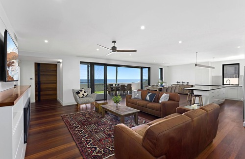 Woolgoolga House | Northern Vista - Panoramic ocean views