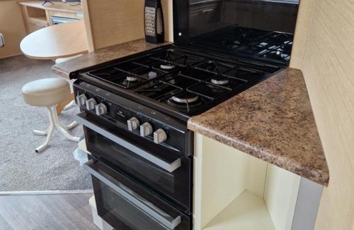 Mappleton House | Northfield 232