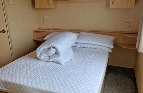 Mappleton House | Northfield 232