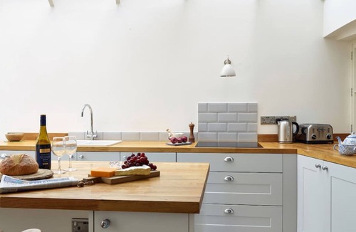 Henley-on-Thames House | Northfield End Cottage - From 250 Per Night