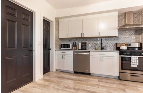 Greenport West House | Northfork Townhouse walk to all