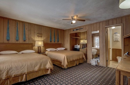 Spirit Lake Hotel | Northland Inn Motel