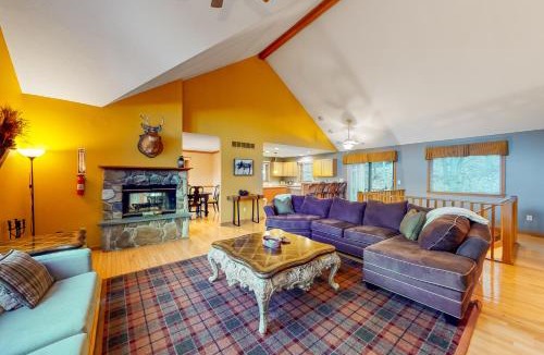 Tannersville House | Northridge 460