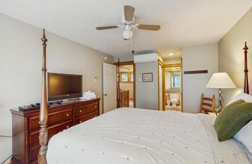 Tannersville House | Northridge 467