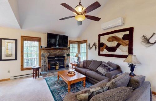 Tannersville House | Northridge 472