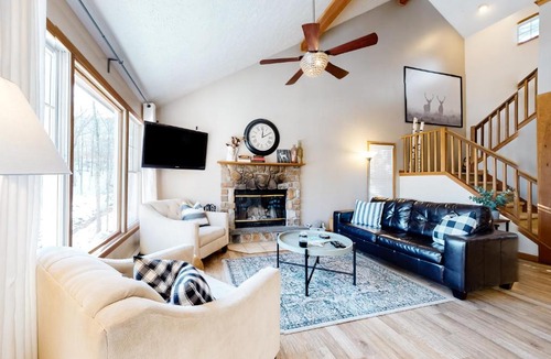 Tannersville House | Northridge 480
