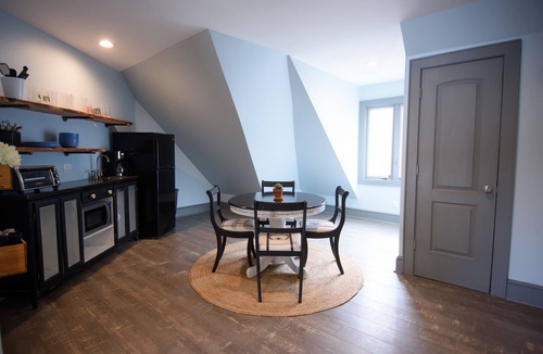 Northside Apartment | Northshore Studio Apartment - Full space