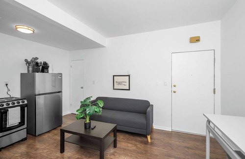 Northside Apartment | Northside Suites 4 – Your Perfect Vacation Haven!