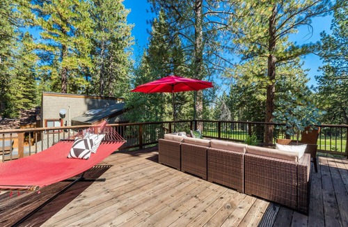 Truckee Ski Chalet | Northstar 5 Bedroom, Minutes to Ski, Private Spa, Golf & Viewsn