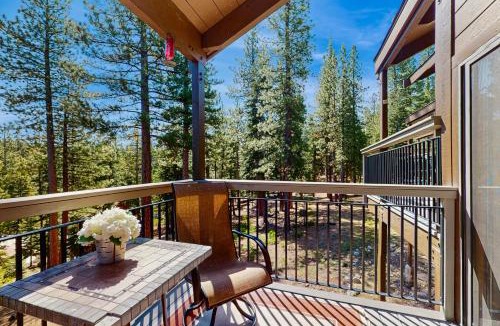 Truckee Apartment | Northstar Condo with Forested Views