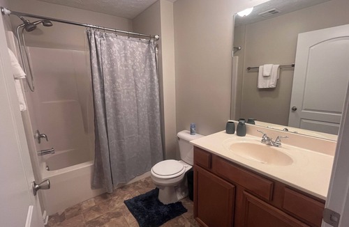 Elizabethtown Apartment | Northview Ave