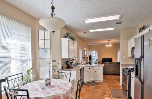 McNeil House | (Northwest Austin) Beautiful, Fun, Cozy Home 30 min from Downtown Austin