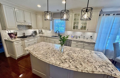 Greensboro House | Northwest Greensboro 5 Bed Room House