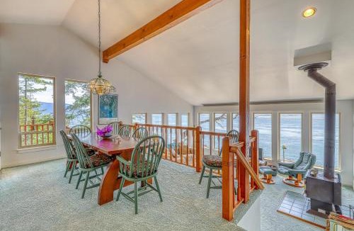 Olga House | Northwest Shoreline Home