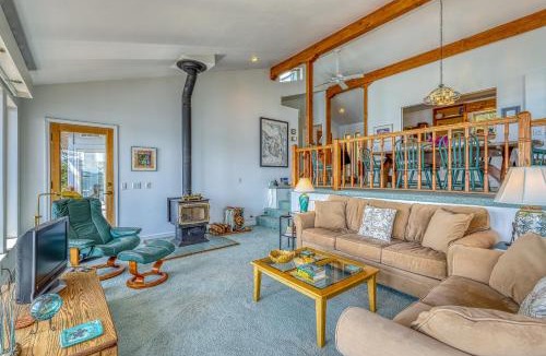 Olga House | Northwest Shoreline Home