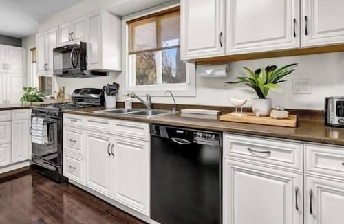 Meaford House | Northwoods Ski Lodge - Georgian Bay Waterfront