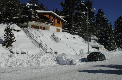 Pyrenees 2000 Ski Chalet | NORWEGIAN CHALET ON THE SLOPES - TOP OF CHALET
