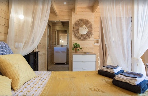 Flocourt Bed & Breakfast | NORWEGIAN Cottage Lodge - Le petit flo