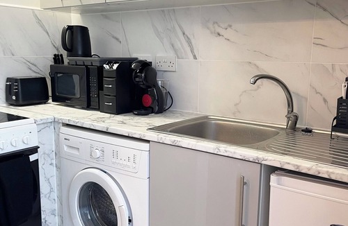 Chadwell Apartment | Norwich Delight Apartment