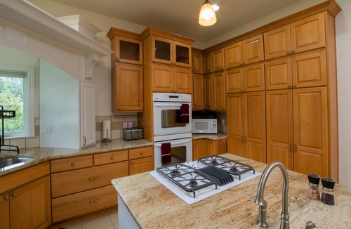 Sequim Other | Nostalgic Victorian Home in Lavender Farm