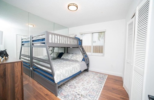 Ludlam Villa | Not Bookable