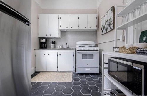 Downtown Little Rock Apartment | Not far from "Villa Mare" Located in the Historic Quapaw Quarter.