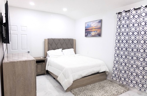 Brighton Beach House | not ready not ready