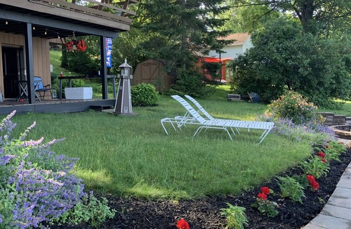 Wolcott House | ‘Not To Worry’ Waterfront Home