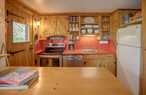 Franconia Ski Chalet | Notch Chalet at Mittersill