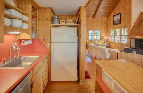 Franconia Ski Chalet | Notch Chalet at Mittersill