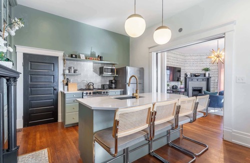 Historic Waverly House | Notes of Southern Charm - Walkable to Food & Shops