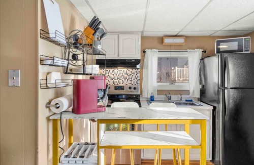 Dover Apartment | Nothing Fancy Older Pet Friendly APT!