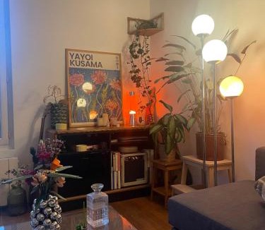 Amerique Apartment | Notre appartement vue sur les Buttes Chaumont
