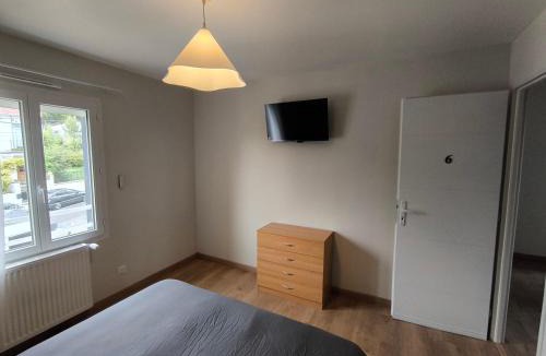 Argenteuil House | Notre Dame d'Orgemont - Marron 6