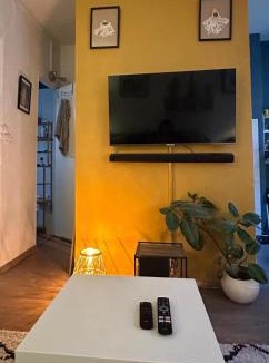 Arts-et-Metiers Apartment | Notre Dame de Nazareth Paris