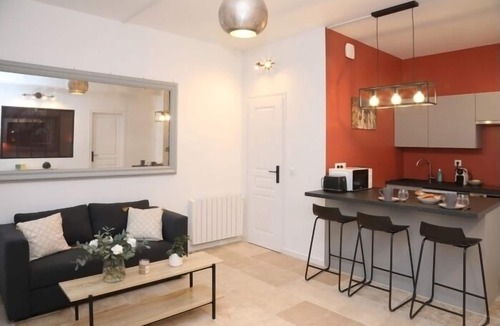 Senlis Apartment | Notre Dame de Senlis