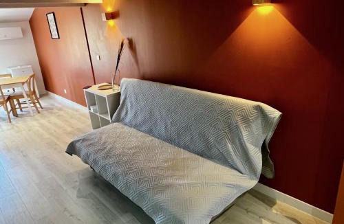 Clemenceau Apartment | Notre Dame