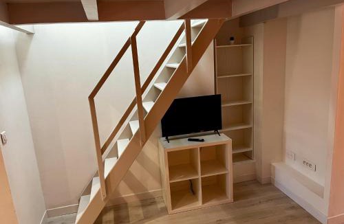 Clemenceau Apartment | Notre Dame