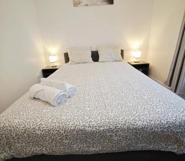 5th Arrondissement Apartment | Notre Dame in Latin Quarter Stylish Flat for 6