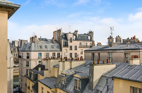Notre Dame Apartment | Notre-Dame Panorama — Stay in the Very Heart of Paris