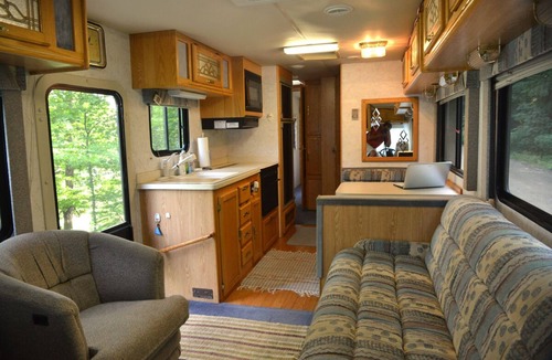 Notre Dame House | Notre Dame Tailgating