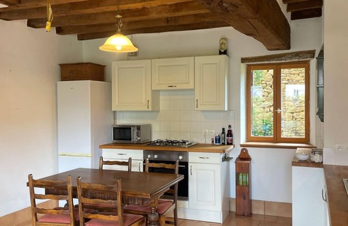 Roussines Apartment | Notre Refuge à Montbroux