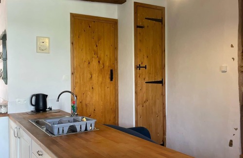 Roussines Apartment | Notre Refuge à Montbroux